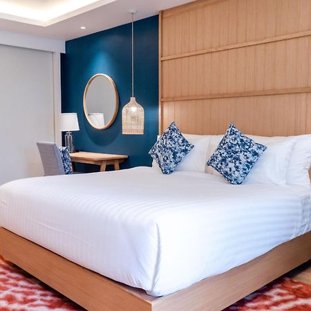 Club Wyndham Sea Pearl Phuket Hotel Patong Exterior foto
