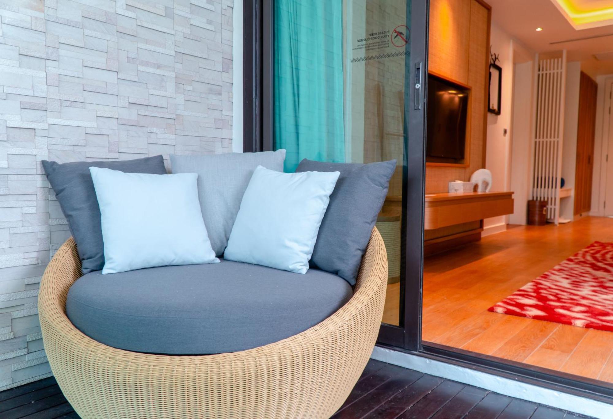 Club Wyndham Sea Pearl Phuket Hotel Patong Exterior foto