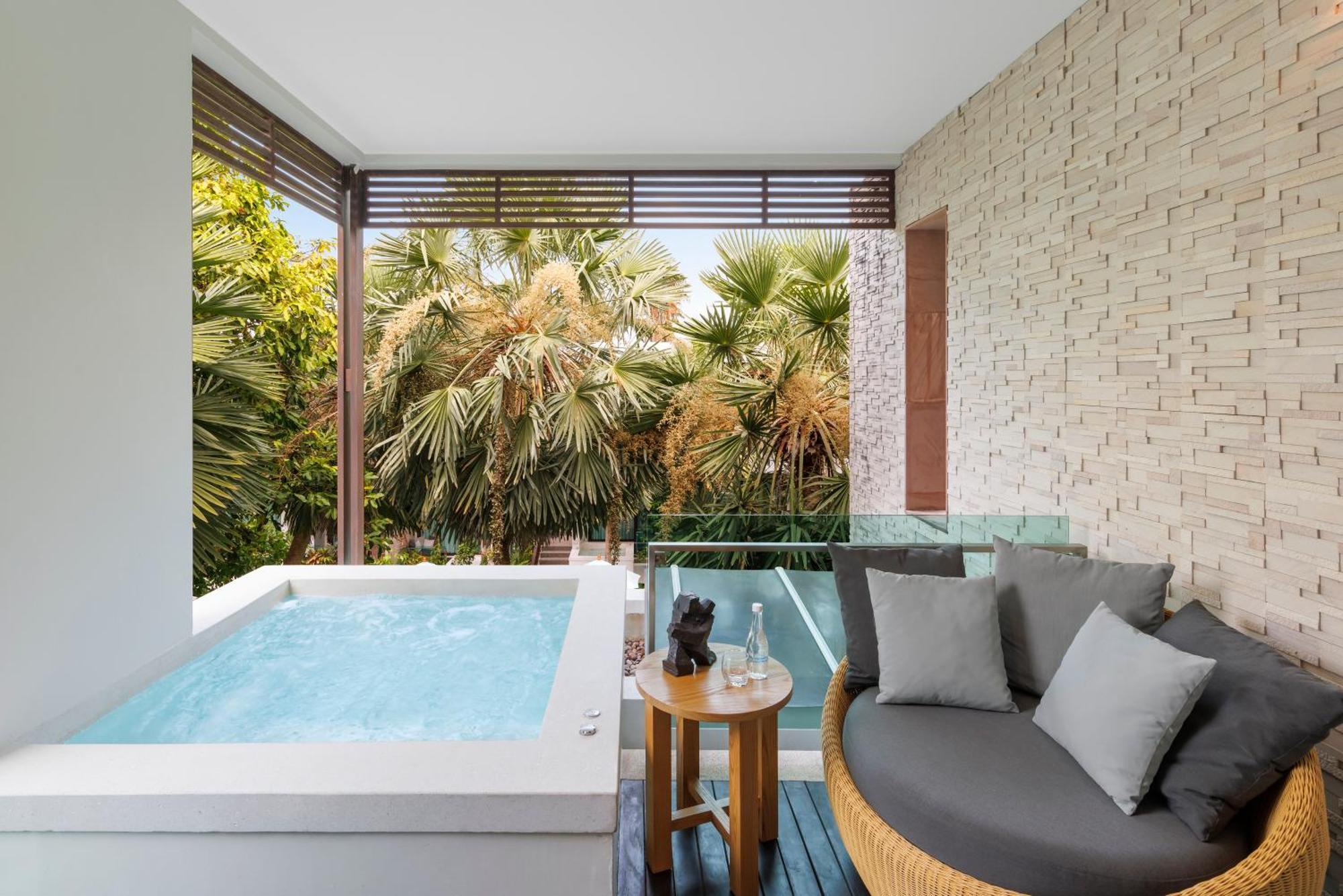 Club Wyndham Sea Pearl Phuket Hotel Patong Exterior foto